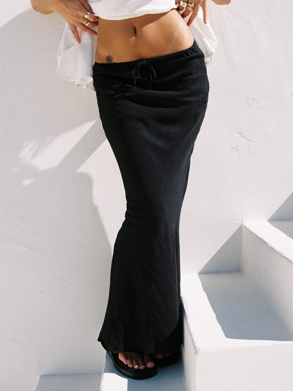 Princess Polly Mercer Skirt & Zenda Top Set in Black - Size 2 - Picture 3 of 7